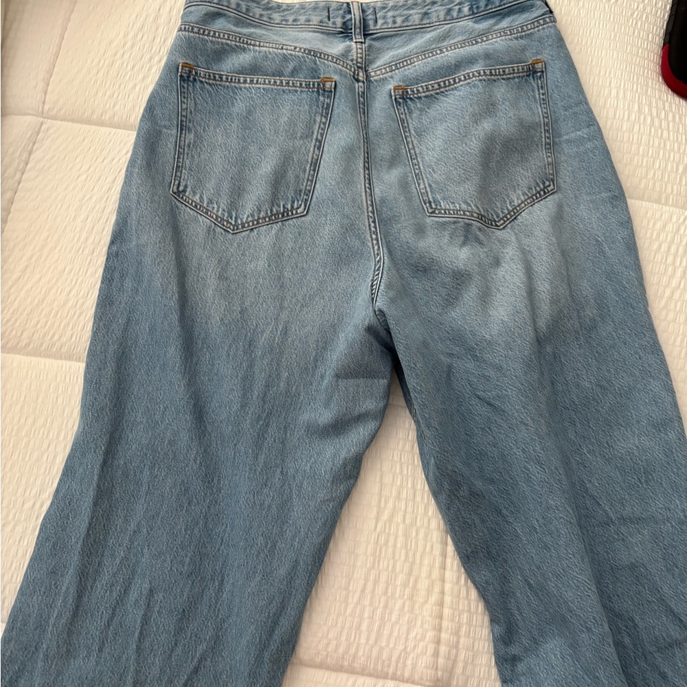 A&F Curve Love High Rise Wide Leg Jeans- size 14 or 32 - Picture 7 of 11